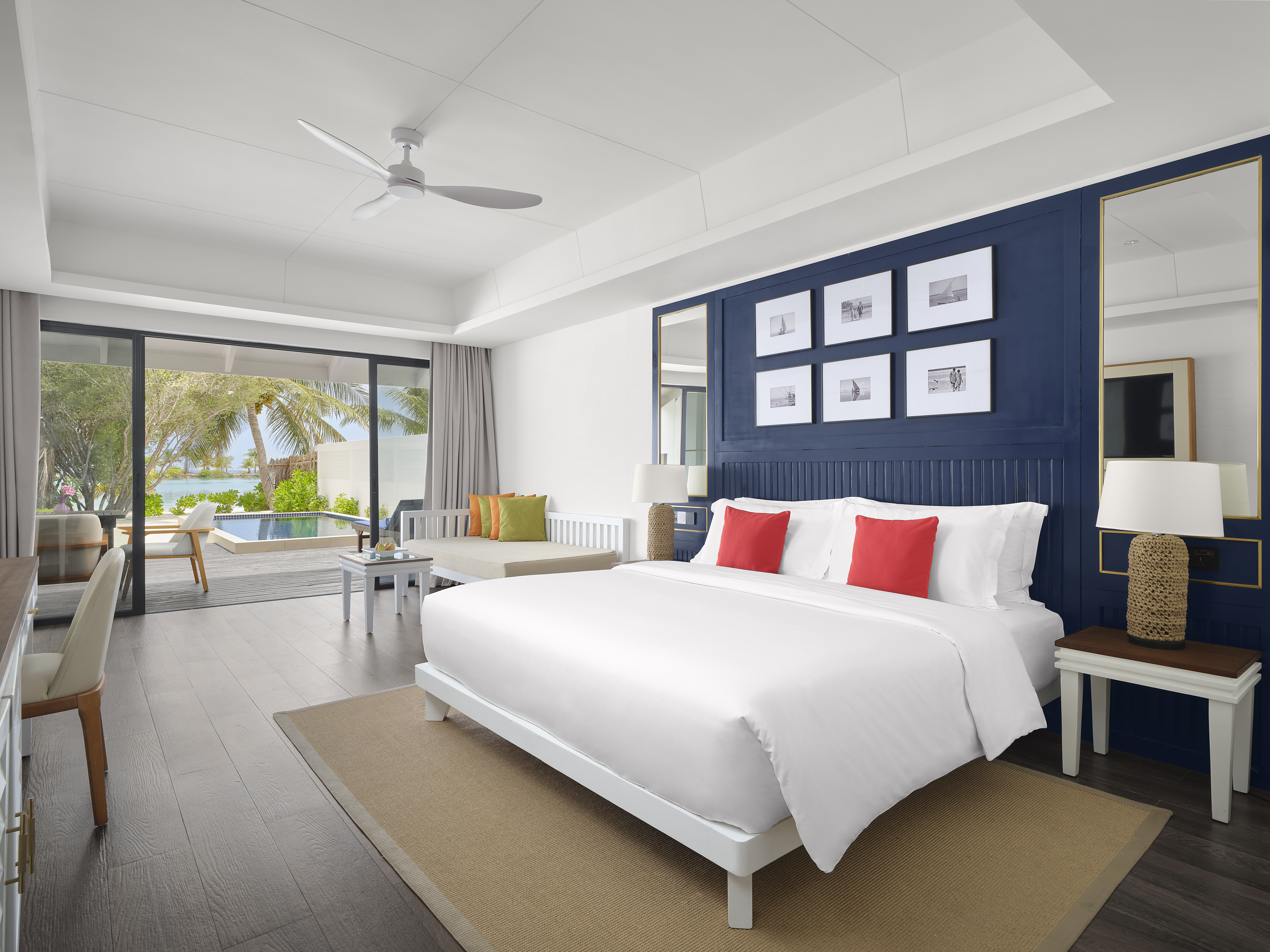 Sunset Deluxe Beach Pool Villa